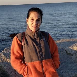 Meet your Posher, Denise